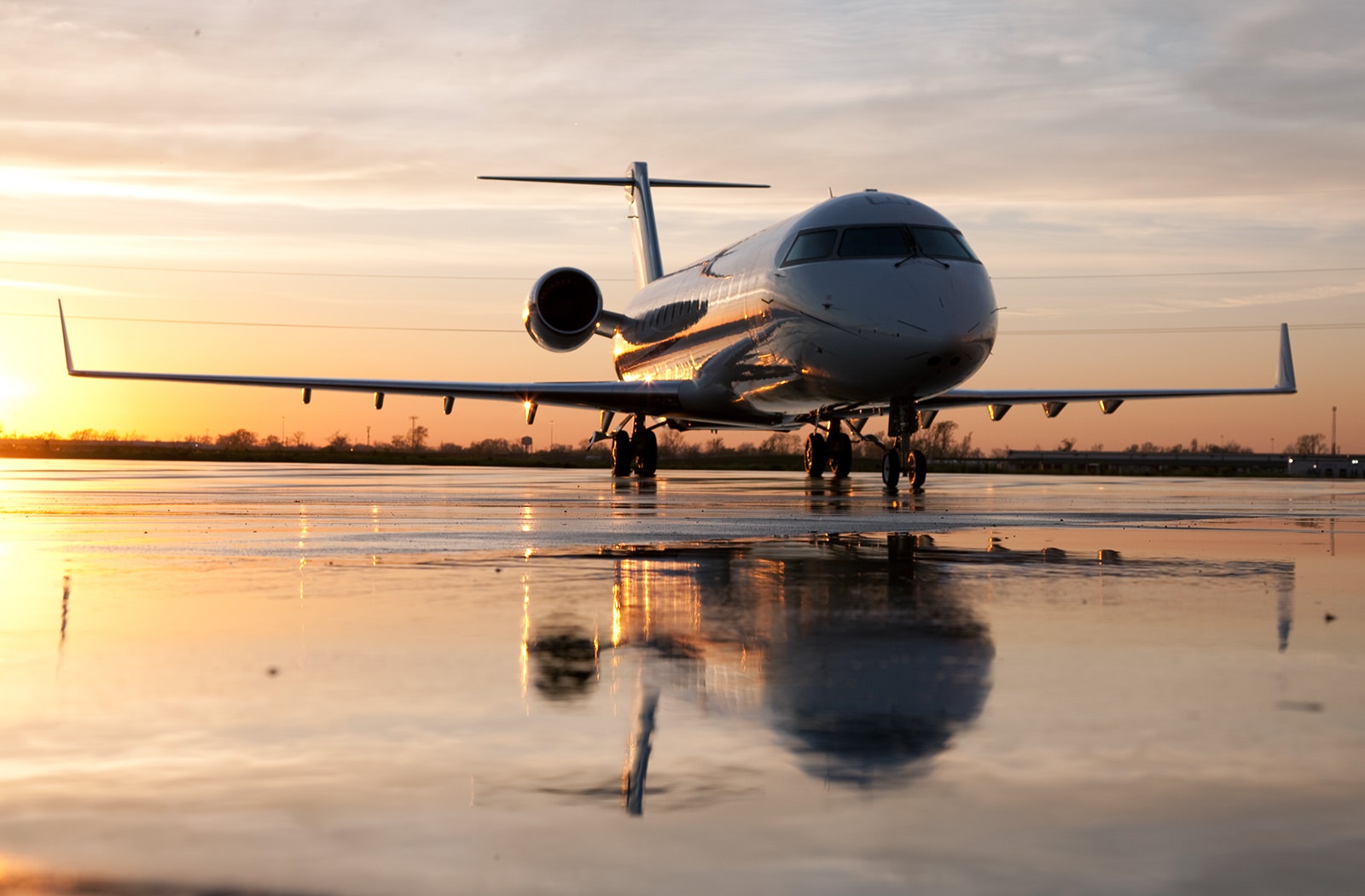 Challenger 850 at Sunset